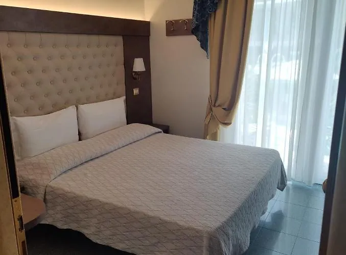 Hotel Ambassador
