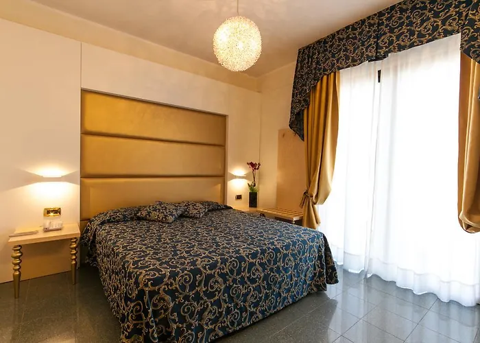 Hotel Ambassador