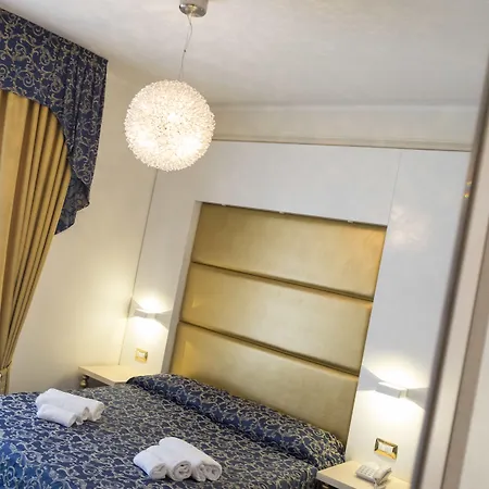 Hotel Ambassador